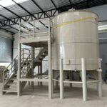 Tanque PP com agitador industrial - Meta Industrial