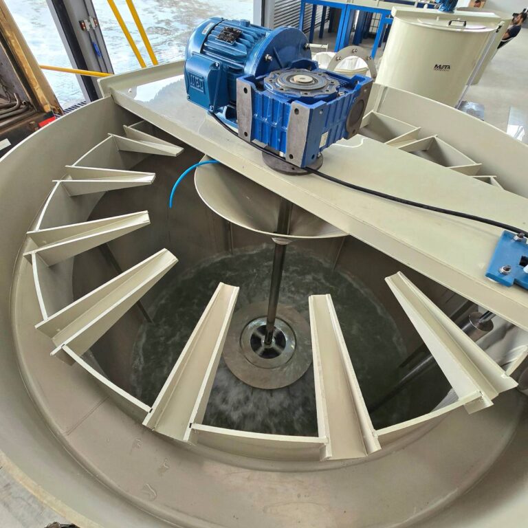 Flotador - Meta Industrial